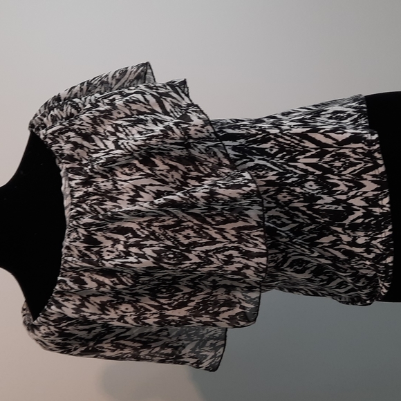 Top - Picture 1 of 6